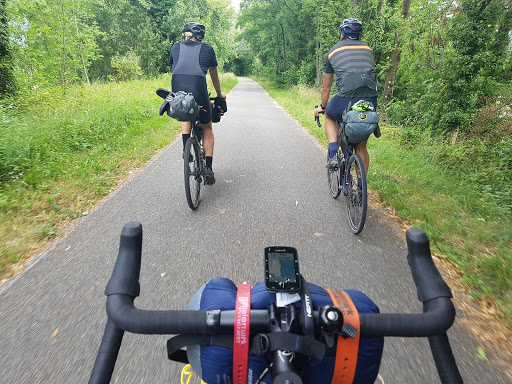 Voyage à vélo by B'twin village