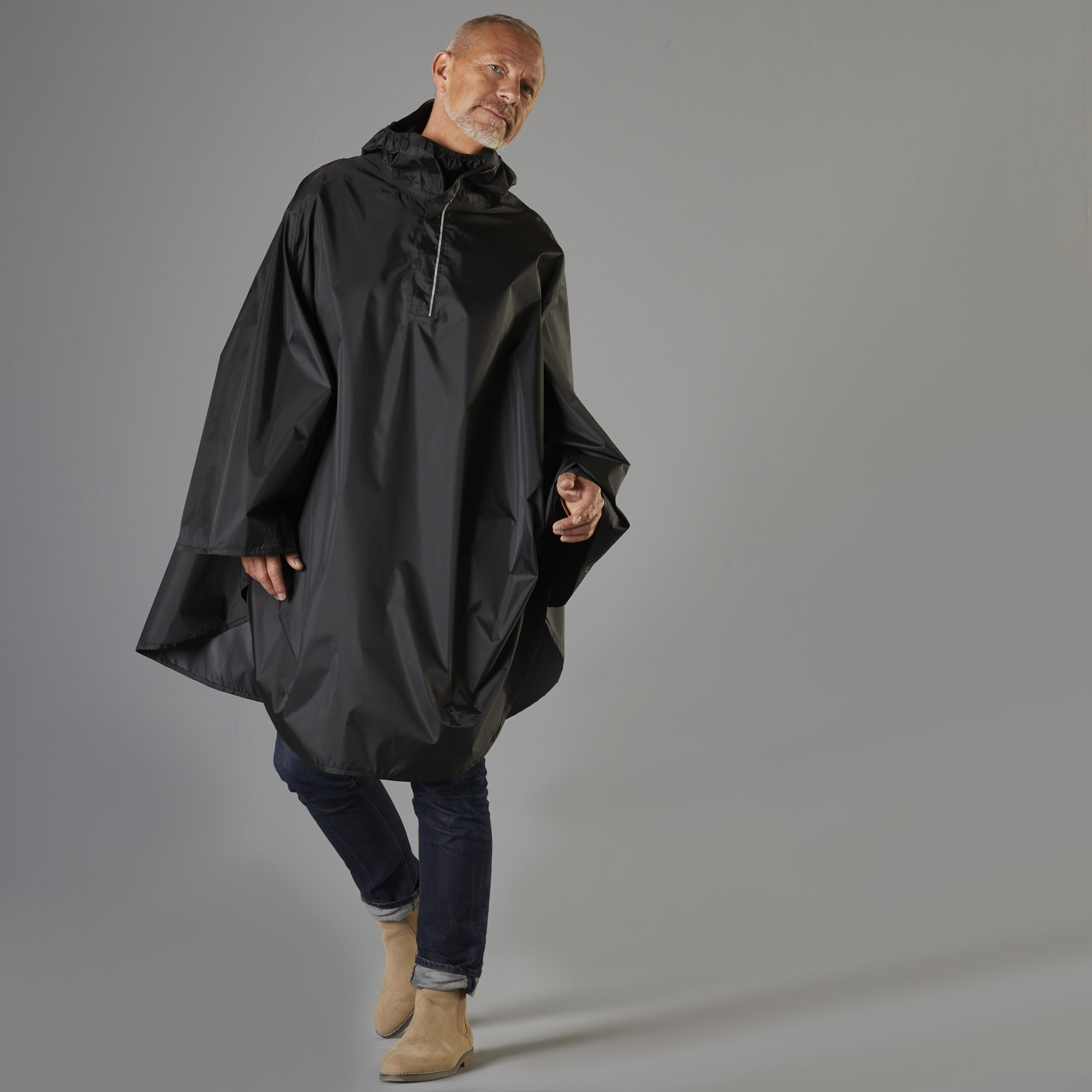BTWIN PONCHO VILLE 100 NOIR - 000 --- Expires on 06-10-2030