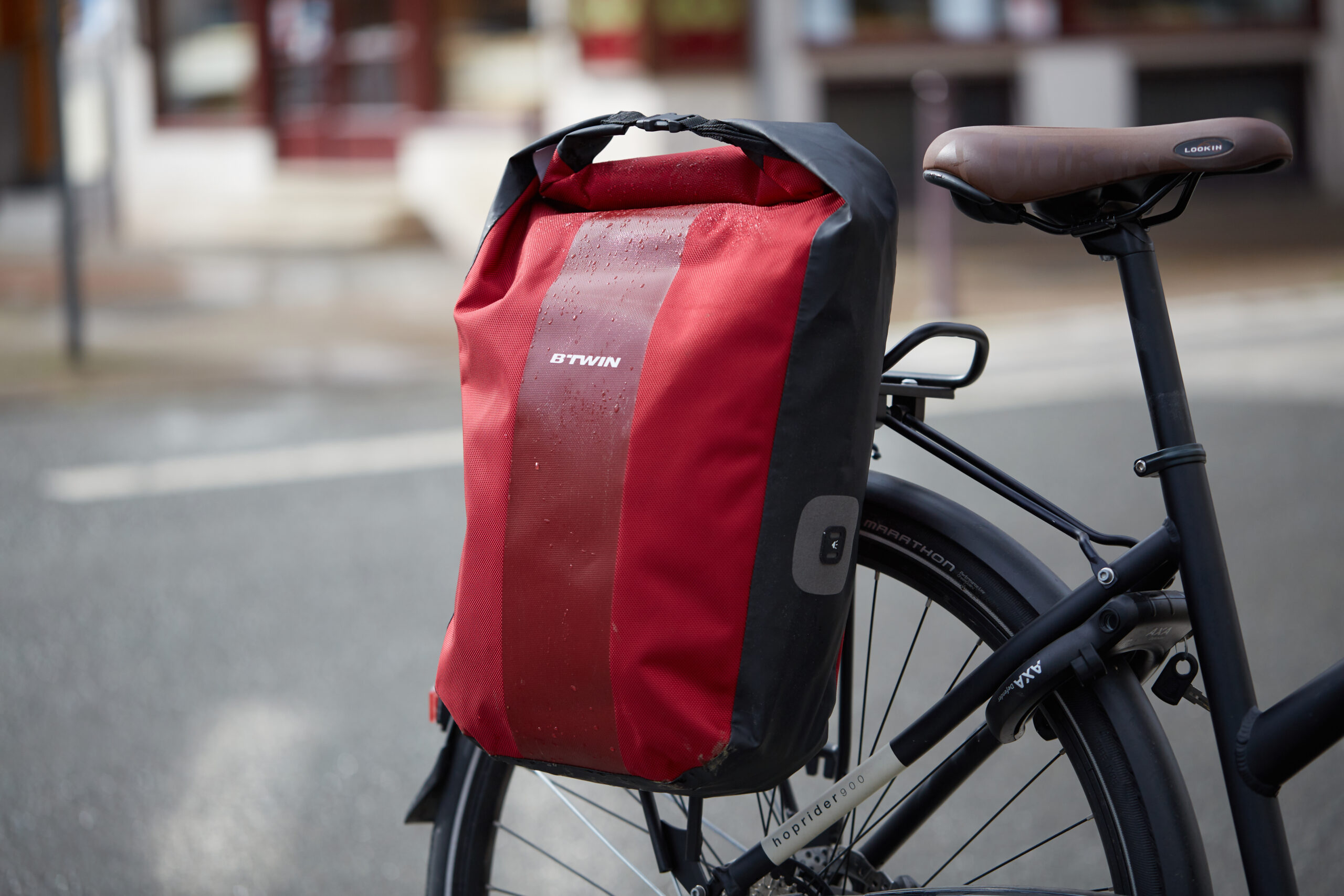 B'TWIN SACOCHE VELO 500 20L IMPER - 000 --- Expires on 01-04-2023