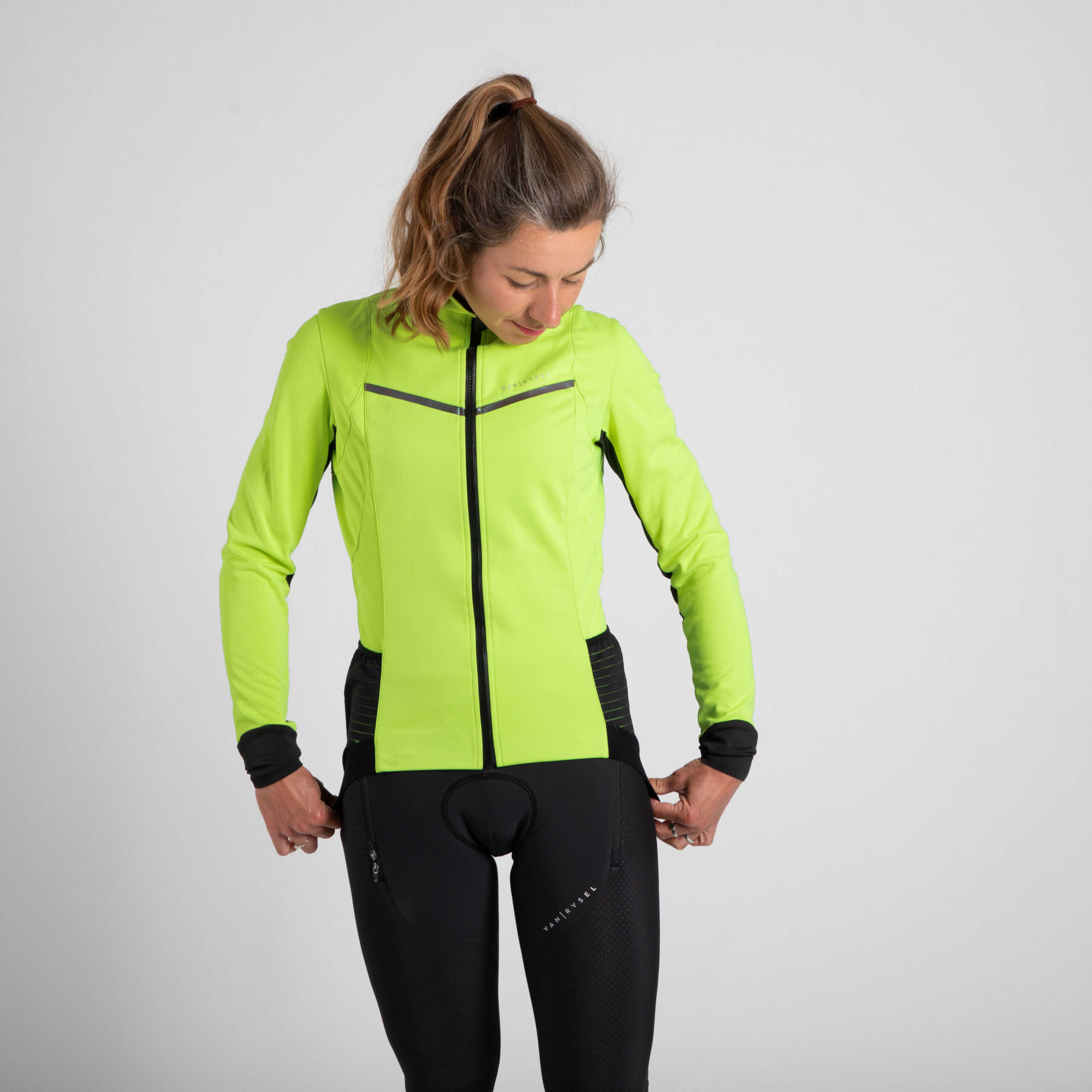 GILET VELO SANS MANCHE REVERSIBLE CERTIFIE EPI VISIBILITE JOUR NUIT 560  FEMME BTWIN